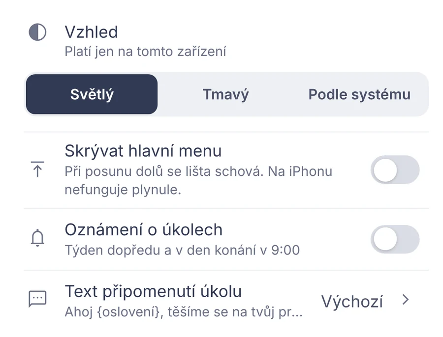 Výstřižek: nastavení vzhledu Světlý, Tmavý, Podle systému a upozornění.